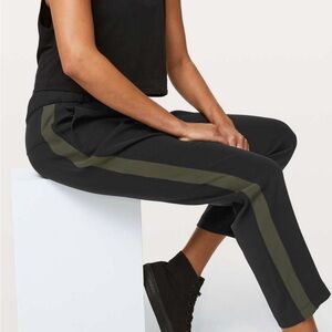 Lululemon On the Fly Crop